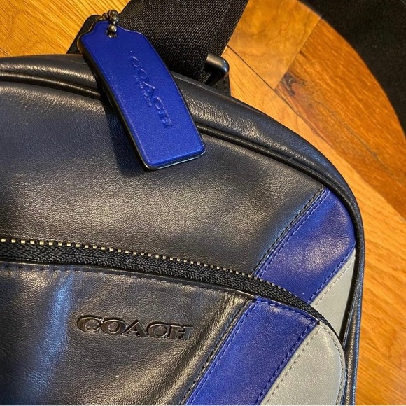 Coach Graham Pack - Picture 2 of 2